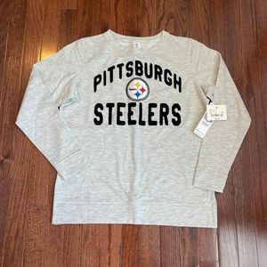 NWT Women’s small lightweight crew neck Steeler’s pullover